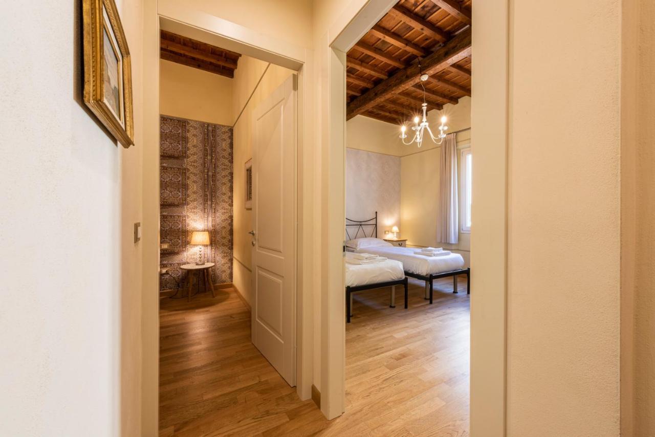 Apartamento Botticelli By Mmega Florencia Exterior foto